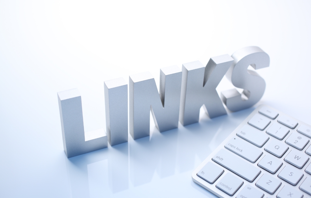 Absolute Links vs. Relative Links – SEO Value Image